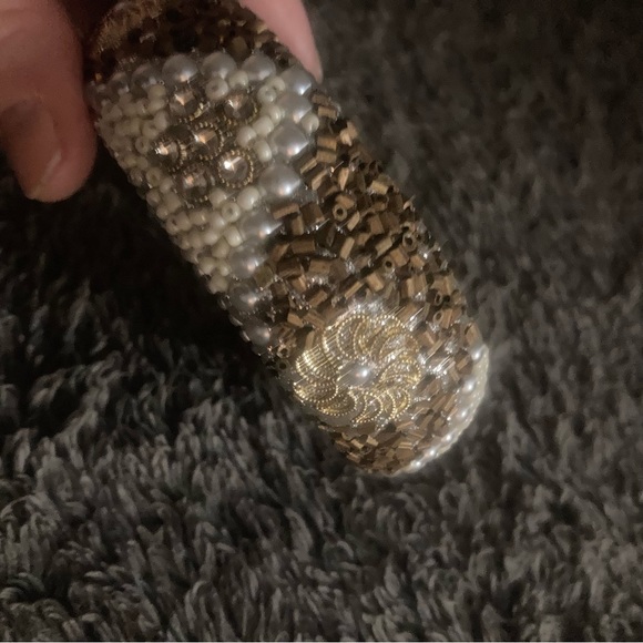 Beautiful plus size beaded bangle - Picture 8 of 8